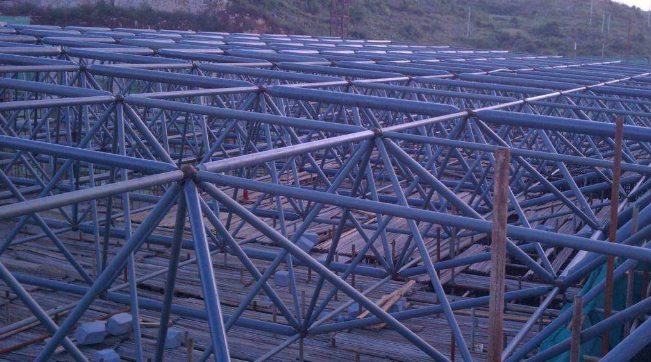 汉川概述网架加工中对钢材的质量的过细恳求